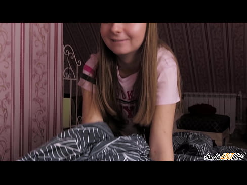❤️ Blondina îi suge adânc prietenei ei și primește spermă în gură ❤ at ro.xxxtun.ru ️❤